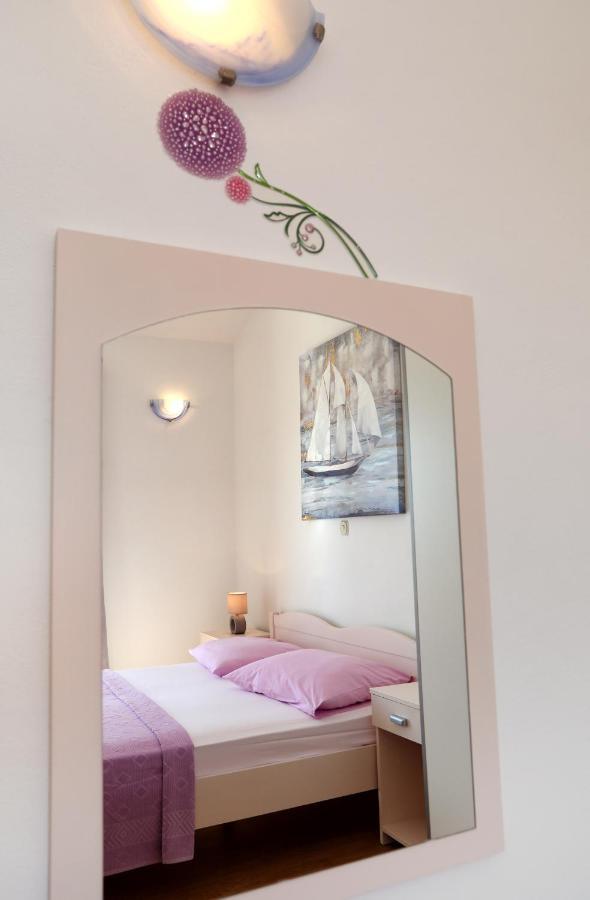 Apartments M&I Trogir Bagian luar foto