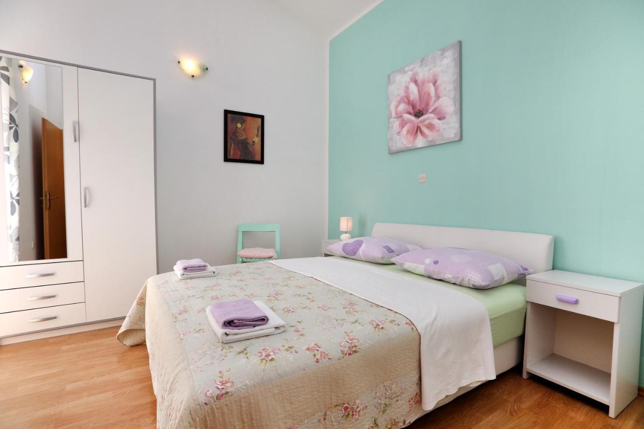 Apartments M&I Trogir Bagian luar foto
